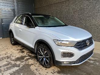 Purkuautot passenger cars Volkswagen T-Roc T-Roc SUV 1.0 TSI 12V BlueMotion SUV  Benzine 999cc 85kW (116pk) FWD 2018/2