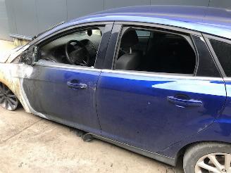 Ford Focus III Wagon Combi 2010 / 2018 1.0 Ti-VCT EcoBoost 12V 125 Combi/o  Benzine 998cc 92kW picture 5