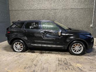 Land Rover Range Rover Evoque EVOQUE (LVJ/LVS) SUV 2018 2.0 D 150 16V SUV  Diesel 1.999cc 110kW (150pk) 4x4 picture 2