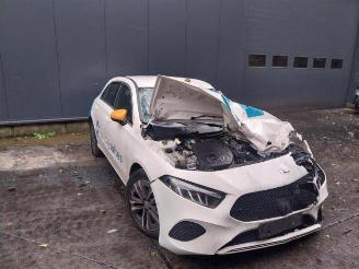 Démontage voiture Mercedes A-klasse A (177.0), Hatchback, 2018 / 2026 1.3 A-250 e Turbo 16V 2023/9