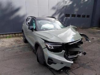 Vrakbiler auto Volvo XC40 XC40 (XZ), SUV, 2017 Single Motor Extended Range 82 kWh 2023/11