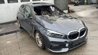 disassembly passenger cars BMW 1-serie 1 serie (F40), Hatchback, 2019 116d 1.5 12V TwinPower 2020/1