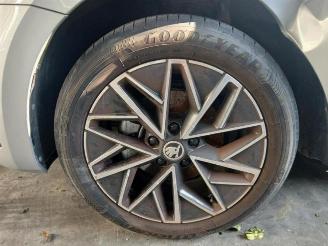 Skoda Octavia Octavia Combi (NXAC), Combi 5-drs, 2019 1.0 TSI e-TEC 12V picture 20