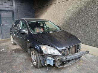 Kia Cee d Cee'd (EDB5), Hatchback 5-drs, 2006 / 2012 1.4 CVVT 16V picture 7