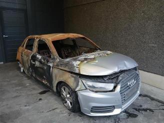 Purkuautot passenger cars Audi A1 A1 Sportback (8XA/8XF), Hatchback 5-drs, 2011 / 2018 1.4 TDI Ultra 12V 2015/3