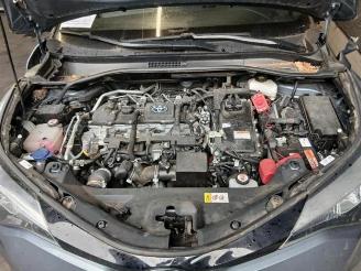 Toyota C-HR C-HR (X1,X5), SUV, 2016 1.8 16V Hybrid picture 11