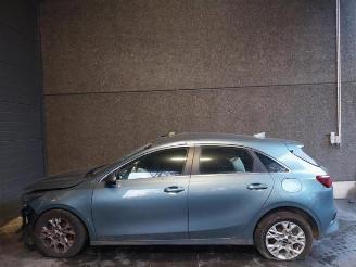 Kia Cee d Ceed (CDB5/CDBB), Hatchback 5-drs, 2018 1.0i T-GDi 12V picture 13