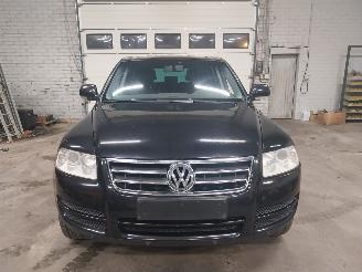 krockskadad bil auto Volkswagen Touareg  2006/11