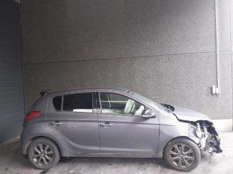 Hyundai I-20 i20, Hatchback, 2008 / 2015 1.2i 16V picture 13