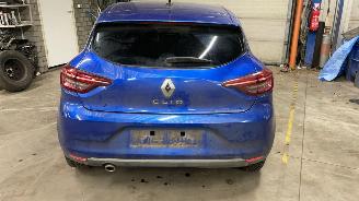 Renault Clio  picture 2