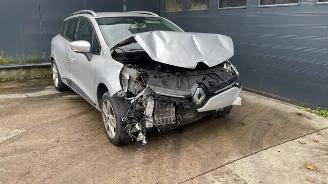 Auto da rottamare Renault Clio Clio IV Estate/Grandtour (7R), Combi 5-drs, 2012 / 2021 1.5 Energy dCi 90 FAP 2013/10