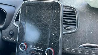 Renault Scenic  picture 18