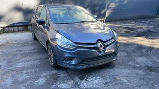 Salvage car Renault Clio Clio IV (5R), Hatchback 5-drs, 2012 / 2021 1.5 dCi 90 FAP 2017/12