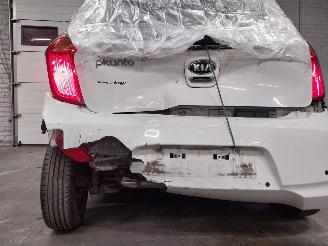 Kia Picanto  picture 11