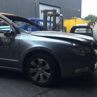 Purkuautot passenger cars Skoda Superb  2009/1
