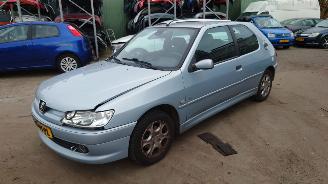 Sloopauto Peugeot 306 2000 1.6 NFZ Grijs EYLC onderdelen 2000/1