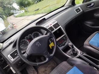 Peugeot 307 307 (3A/C/D), Hatchback, 2000 / 2009 2.0 16V picture 10