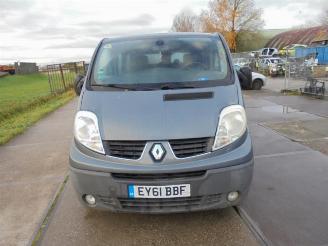Vrakbiler auto Renault Trafic Trafic New (JL), Bus, 2001 / 2015 2.5 dCi 16V 145 2011/9