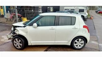 Suzuki Swift Swift (ZA/ZC/ZD1/2/3/9), Hatchback, 2005 / 2011 1.3 VVT 16V picture 2