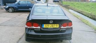 Honda Civic Hybride picture 3