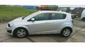 Chevrolet Aveo Aveo (300), Hatchback, 2006 / 2015 1.2 16V picture 2