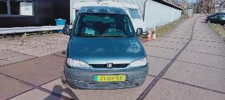 Schadeauto Peugeot Partner  1999/7