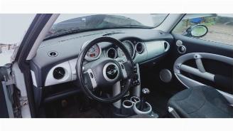 Mini Mini Mini One/Cooper (R50), Hatchback, 2001 / 2007 1.6 16V Cooper picture 9