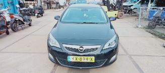 Schadeauto Opel Astra  2010/9