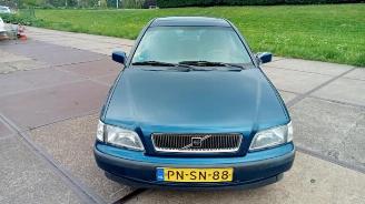 Coche siniestrado Volvo S-40 S40 (VS), Sedan, 1995 / 2004 2.0 16V 1996/9