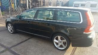 Damaged car Volvo V-70  2013/5