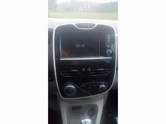 Renault Zoé Zoe (AG), Hatchback 5-drs, 2012 46kW picture 12
