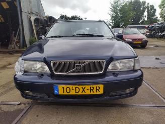Auto da rottamare Volvo V-70 V70 (GW/LW/LZ), Combi, 1997 / 2002 2.4 20V 140 2000/1