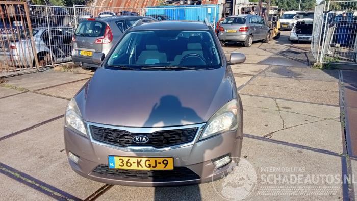 Kia Cee d Cee'd Sporty Wagon (EDF), Combi, 2007 / 2012 1.6 CVVT 16V