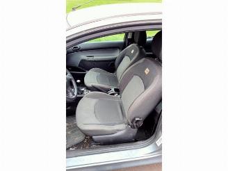 Peugeot 206 206 (2A/C/H/J/S), Hatchback, 1998 / 2012 1.4 XR,XS,XT,Gentry picture 7