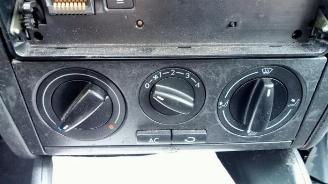 Volkswagen Golf Golf IV (1J1), Hatchback, 1997 / 2005 1.4 16V picture 7