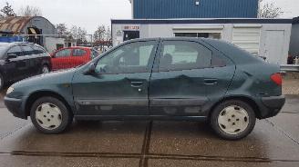 Citroën Xsara Xsara Hatchback 1.8i 16V Exclusive (XU7JP4(LFY)) [81kW]  (04-1997/09-2000) picture 3