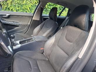 Volvo V-60 V60 T3 trekhaak 2013geen schade fijne auto picture 17