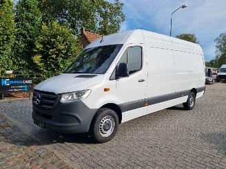 Schadeauto Mercedes Sprinter 317 CDI Aut PRO L3 Navi Stoelverw 2024/10
