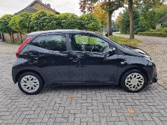 Toyota Aygo 1.0 X-Play Airco Camera picture 5
