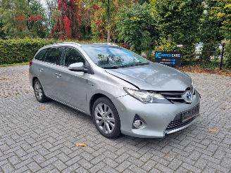 damaged passenger cars Toyota Auris Touring Sports Hybrid Navi Stoelverw. 2015/1