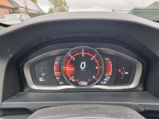 Volvo V-60 R-Design 2.0d 88KW Navi Stoelverw. picture 20