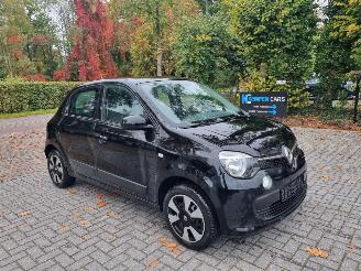 Vaurioauto  passenger cars Renault Twingo 1.0 SCE Airco 2015/5