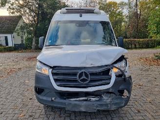 Mercedes Sprinter 519 CDI Aut -32gr Thermoking MAXI Mbux Navi picture 8