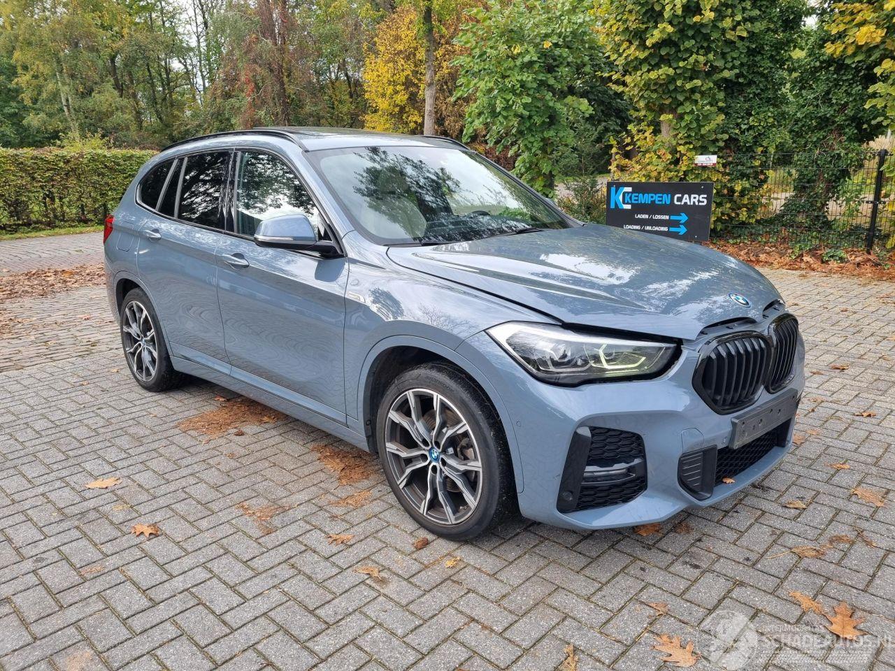 BMW X1 Xdrive 25e M-Pakket Panorama Headup Stoelverw.