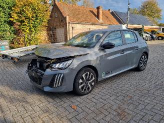 Voiture accidenté Peugeot 208 1.2 Hybrid Aut. Navi Stoelverw 2025/1