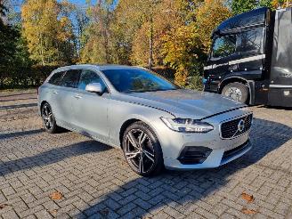 Vaurioauto  passenger cars Volvo V-90 T8 Rdesign Twin Engine AWD Pano Led 2018/5