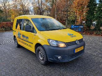 Vaurioauto  passenger cars Volkswagen Caddy 1.6 TDI Airco MARGE 2013/9