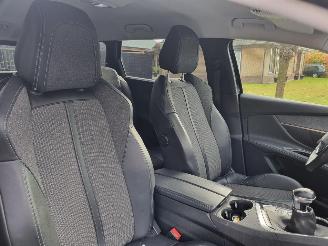 Peugeot 5008 Puretech 130 Allure Pack 7 Pers. Navi Camera picture 15