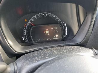 Toyota Aygo X 1.0 VVT-i AUTOMAAT picture 18