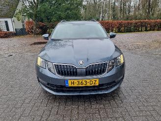 Skoda Octavia 1.6 TDI Aut. Airco Navi Stoelverw picture 8
